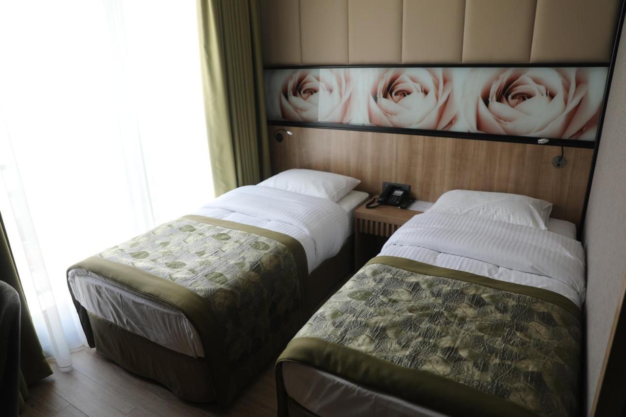 Radar Hotel Istanbul Exterior foto